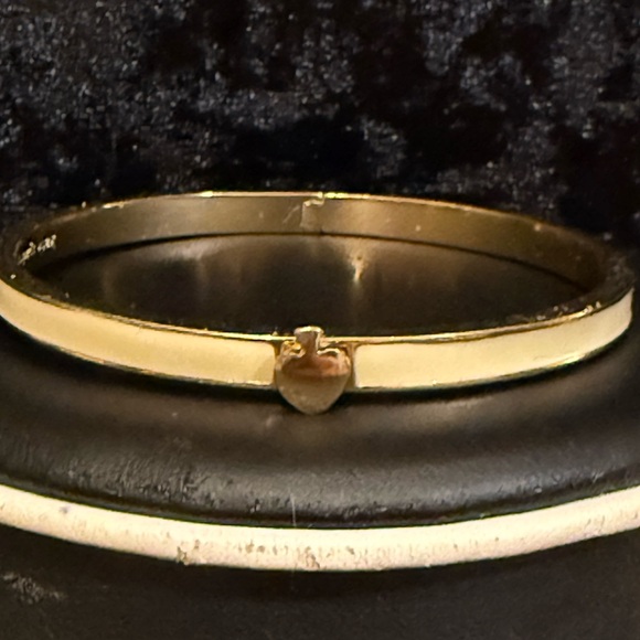 Kate Spade New York Gold Tone Hinged Bangle Bracelet - Picture 1 of 5